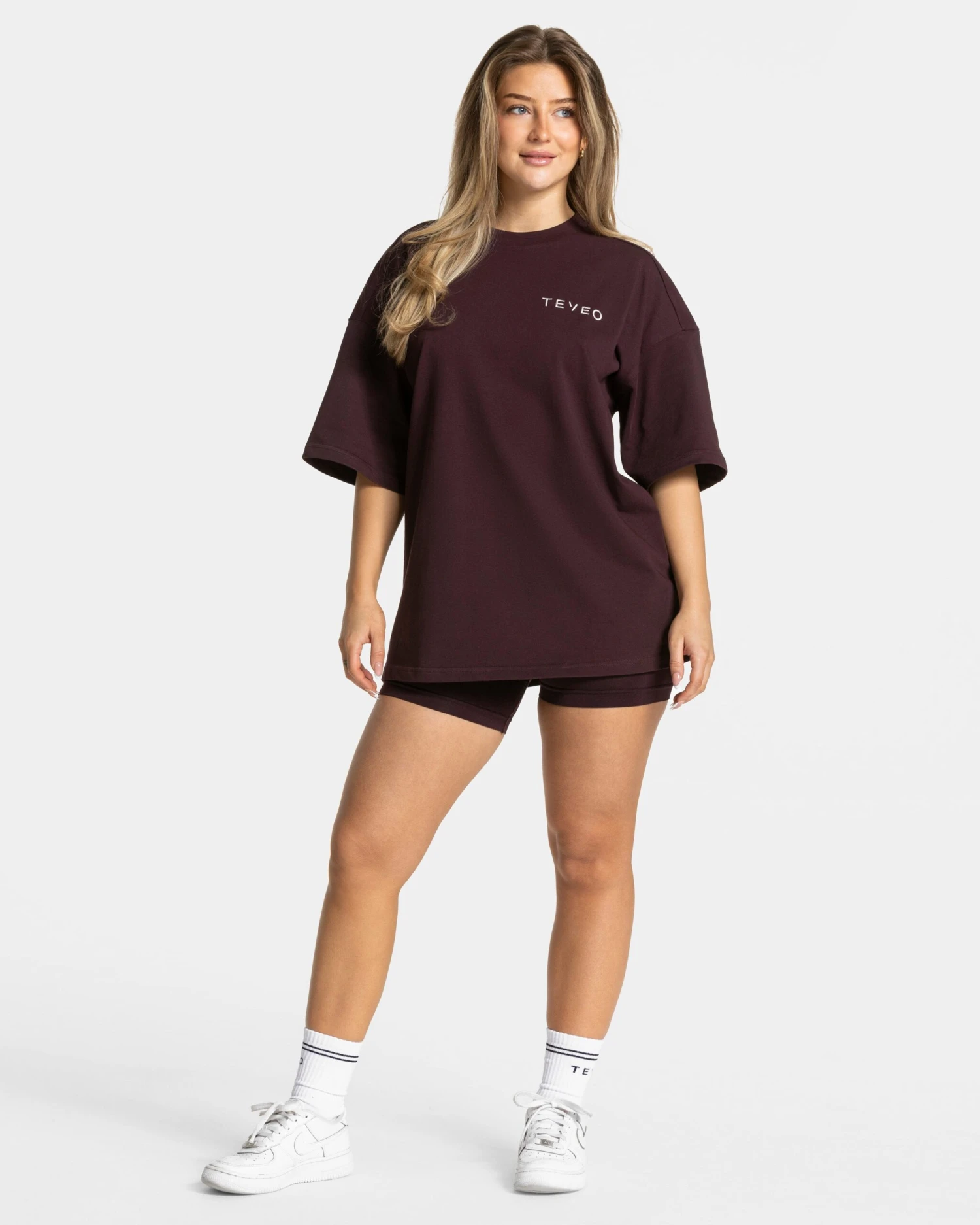 TEVEO Signature Oversized T-Shirt - Merlot 5 TEVEO Signature Oversized T-Shirt - Merlot – Bild 3