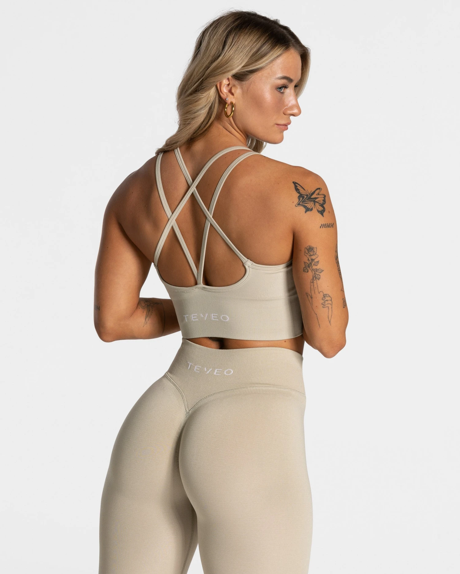 Sport BH Sand Damen - Statement Medium Support Bra mit Rückenausschnitt 4 Sport BH Sand Damen - Statement Medium Support Bra mit Rückenausschnitt – Bild 2