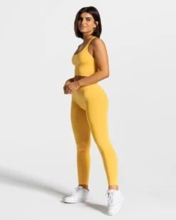 High-Support Sport BH in Gelb mit Stylischem Rückendesign -Teveo Geschaft Statement Scrunch Leggings Gelb 0668