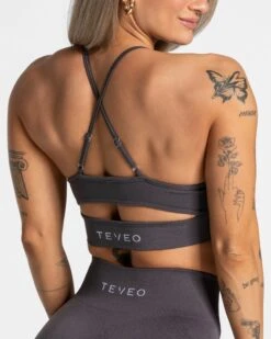 TEVEO Elevate BH Dunkelgrau – Sport BH mit exklusivem Rückendesign 10 TEVEO Elevate BH Dunkelgrau – Sport BH mit exklusivem Rückendesign -Teveo Geschaft TEVEO Elevate Bh Grau 0164