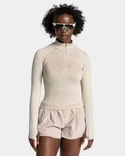 TEVEO Endorphin Half Zip - Latte Cropped Running Longsleeve