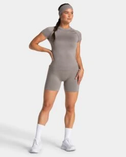 Endorphin Sculpt Scrunch Shorts "Smoke" -Teveo Geschaft TEVEO Endorphin T shirt smoke 2842 5b4a41b4 32ae 423e bb3a 89ea82a6dcb4