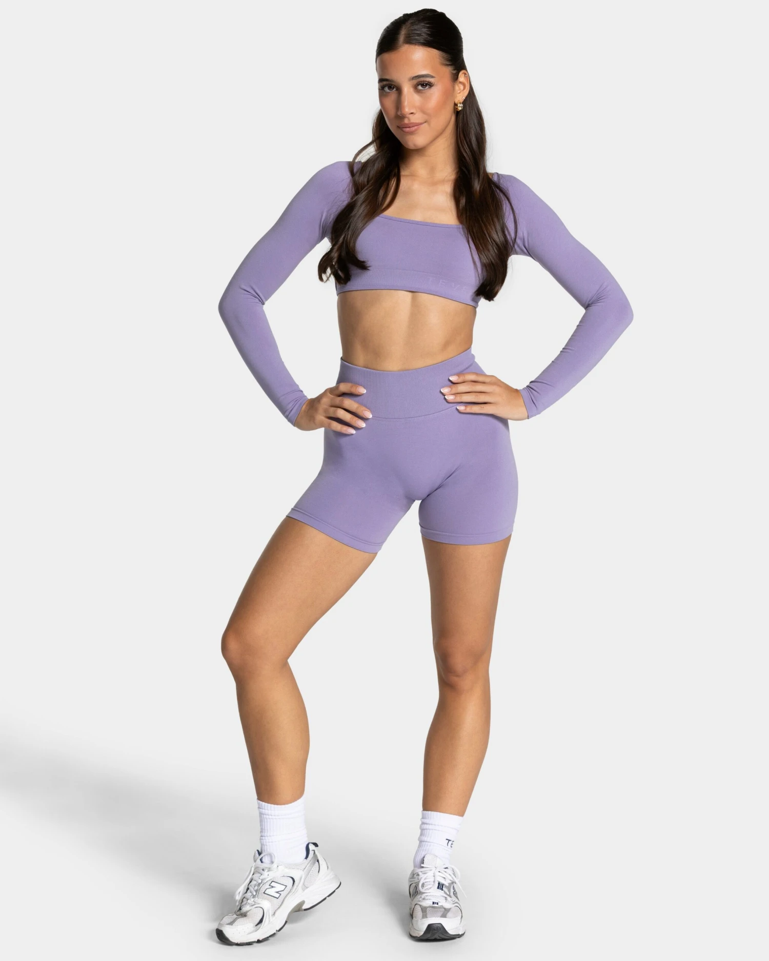 Femme Sculpt Scrunch Short "Lavendel" 5 Femme Sculpt Scrunch Short "Lavendel" – Bild 3