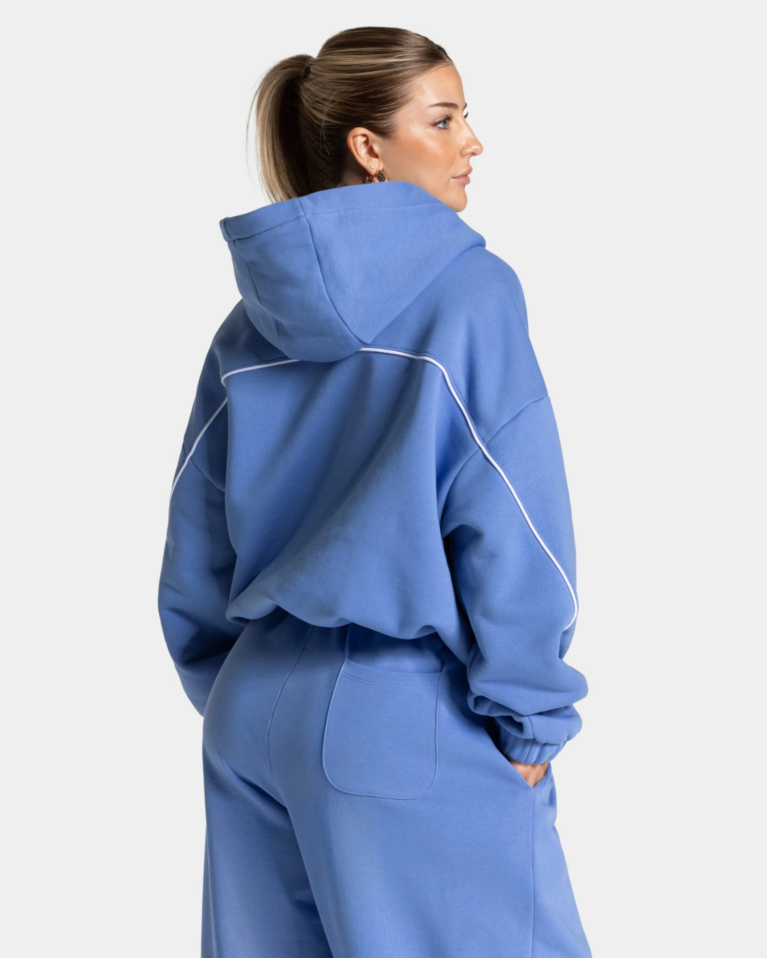 Ignite Hooded Sweater "Azure" 4 Ignite Hooded Sweater "Azure" – Bild 2