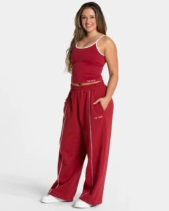Ignite Cami Top Cherry - Formendes Longline Top für Fitness & Alltag 9 Ignite Cami Top Cherry - Formendes Longline Top für Fitness & Alltag -Teveo Geschaft TEVEO Ignite Jogger Cherry 5170