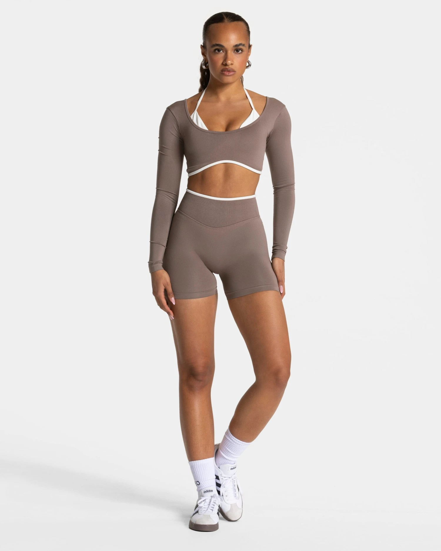 Ignite Sculpt Scrunch Short"Mokka" 5 Ignite Sculpt Scrunch Short"Mokka" – Bild 3