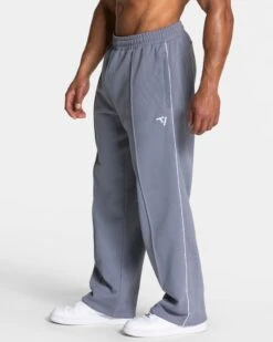 Ignite Straight Leg Jogger in Eisgrau - Weiß