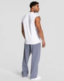 Ignite Oversized Tank Men - Weiß 11 Ignite Oversized Tank Men - Weiß -Teveo Geschaft TEVEO Ignite Tank Top weiss 4146