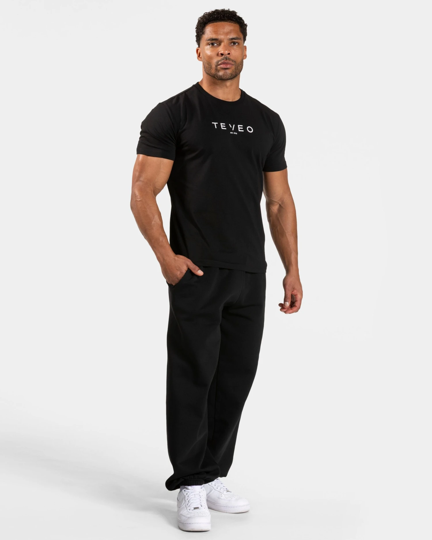 TEVEO Journey Fitted T-Shirt - Schwarz 5 TEVEO Journey Fitted T-Shirt - Schwarz – Bild 3