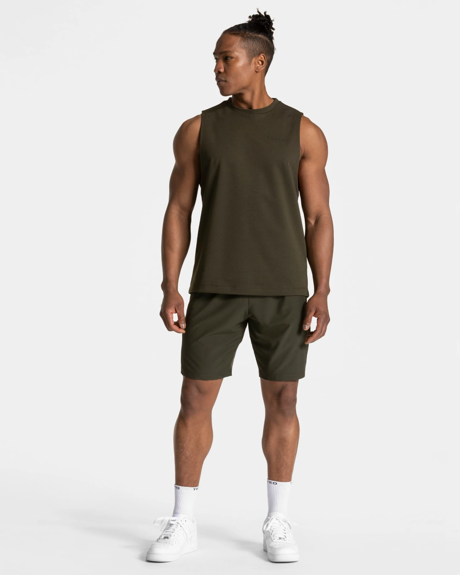 Men's 9" Pace Training Shorts - Khaki High-Performance Gym Shorts 5 Men's 9" Pace Training Shorts - Khaki High-Performance Gym Shorts – Bild 3
