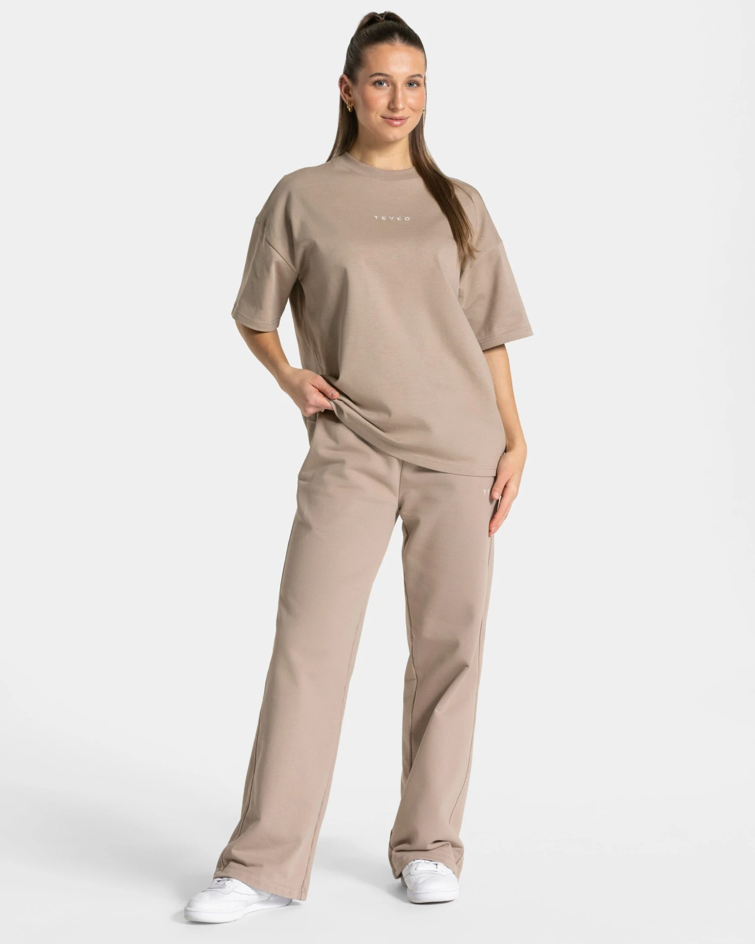 RI’VAIV Straight Leg Jogger "Taupe" 5 RI’VAIV Straight Leg Jogger "Taupe" – Bild 3