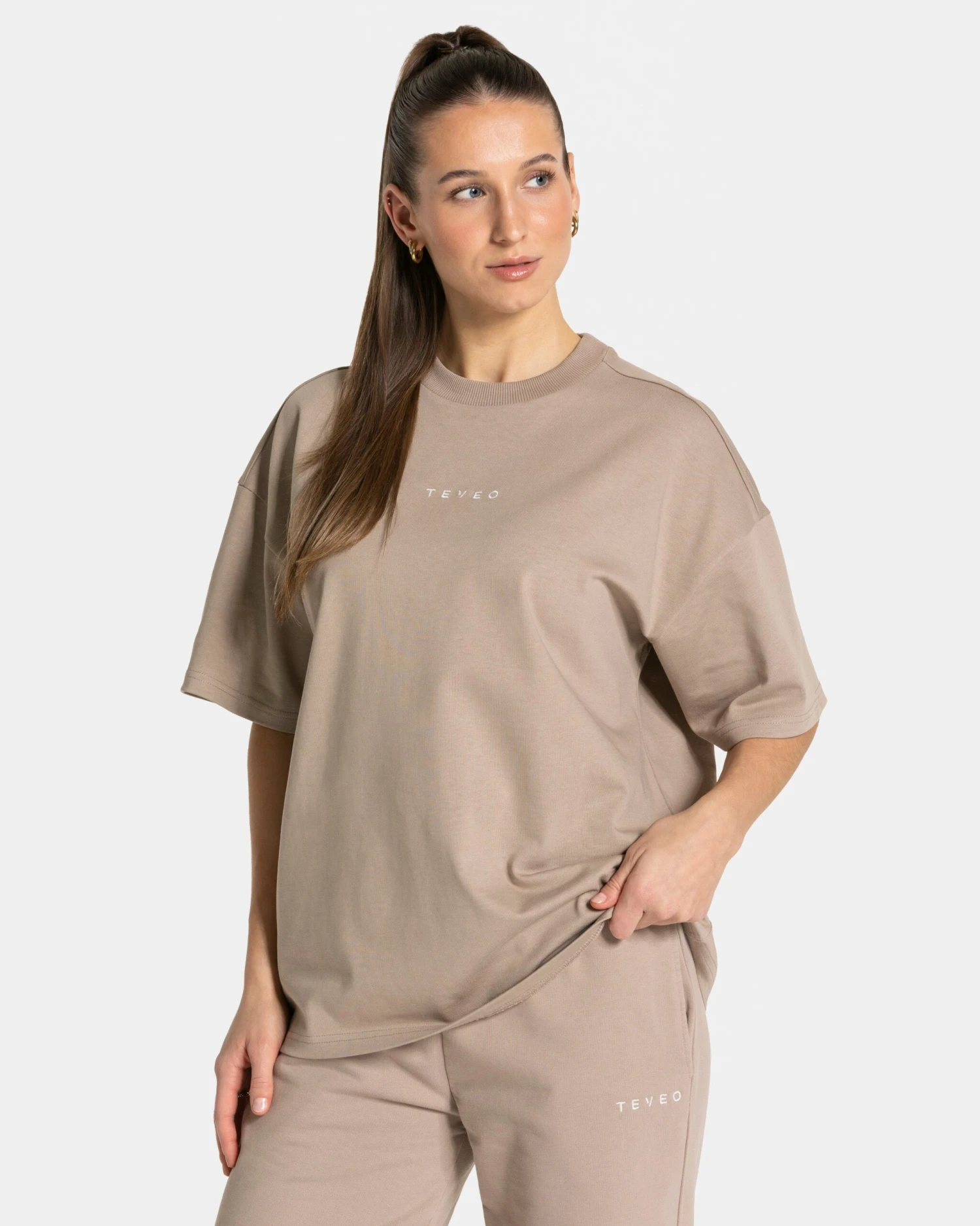 RI’VAIV Oversized T-Shirt Taupe - Premium 280 GSM Heavy Cotton 4 RI’VAIV Oversized T-Shirt Taupe - Premium 280 GSM Heavy Cotton – Bild 2