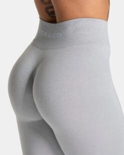 Timeless Pro Covert Scrunch Leggings "Hellgrau" -Teveo Geschaft TEVEO Timeless Pro Covert Scrunch Leggins Hellgrau 4770