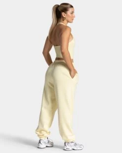 Timeless Pro Jogger "Butter Yellow" 11 Timeless Pro Jogger "Butter Yellow" -Teveo Geschaft TEVEO Timeless Pro Jogger Butter yellow 3881