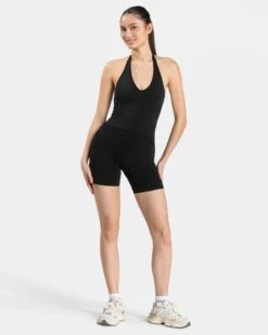 Timeless Pro Neckholder Top Schwarz - Damen Sport Bralette 11 Timeless Pro Neckholder Top Schwarz - Damen Sport Bralette -Teveo Geschaft TEVEO Timeless Pro Short Schwarz 2872 223270d6 88fa 456a 9912 45f6ac791e73