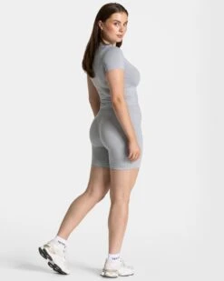 Timeless Pro T-Shirt "Hellgrau" – Nahtloses Damen Performance Shirt 11 Timeless Pro T-Shirt "Hellgrau" – Nahtloses Damen Performance Shirt -Teveo Geschaft TEVEO Timeless Pro T Shirt Hellgrau 0671