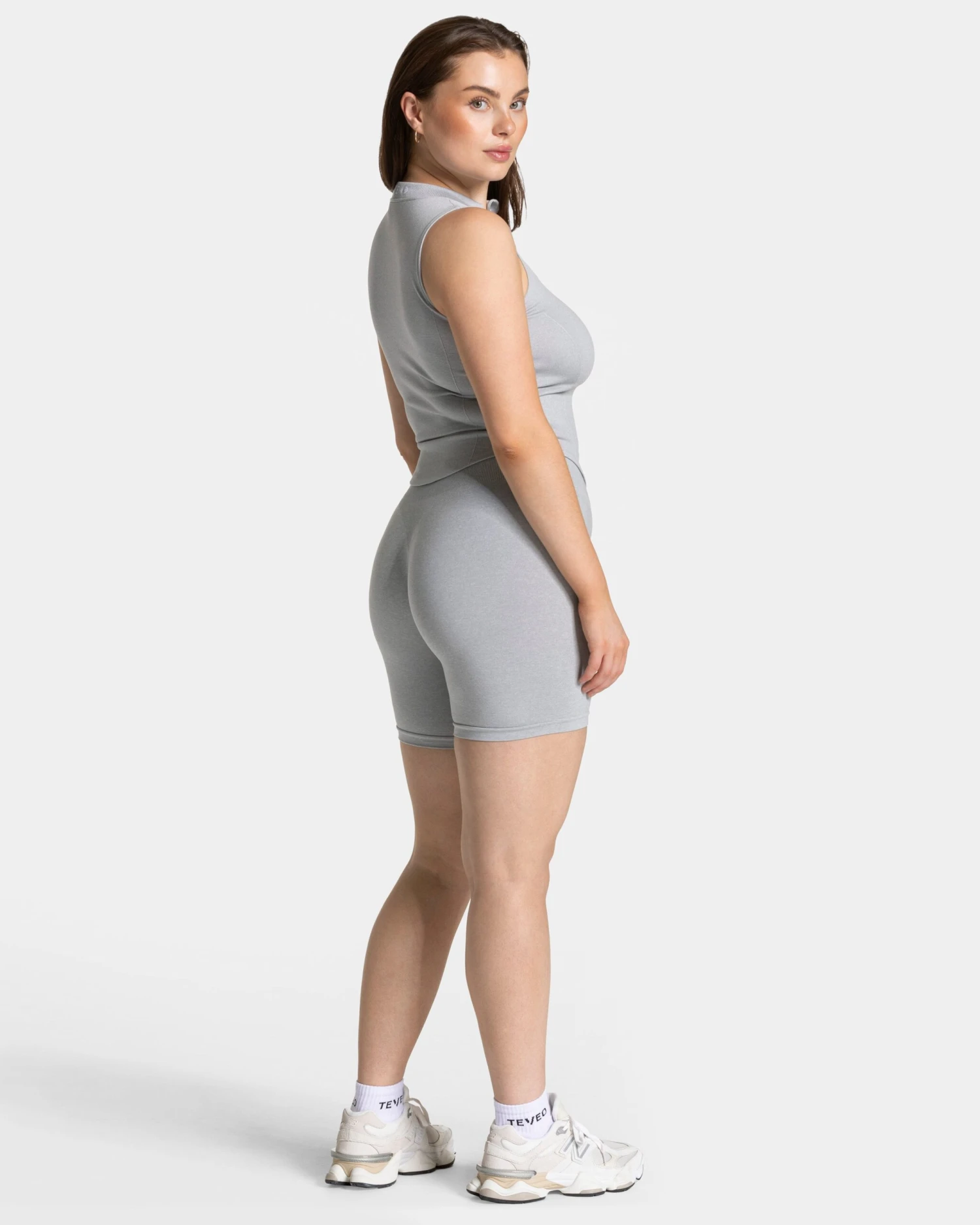 Timeless Pro Zip Tank "Hellgrau" – Damen Shaping Top mit Stehkragen 7 Timeless Pro Zip Tank "Hellgrau" – Damen Shaping Top mit Stehkragen – Bild 5