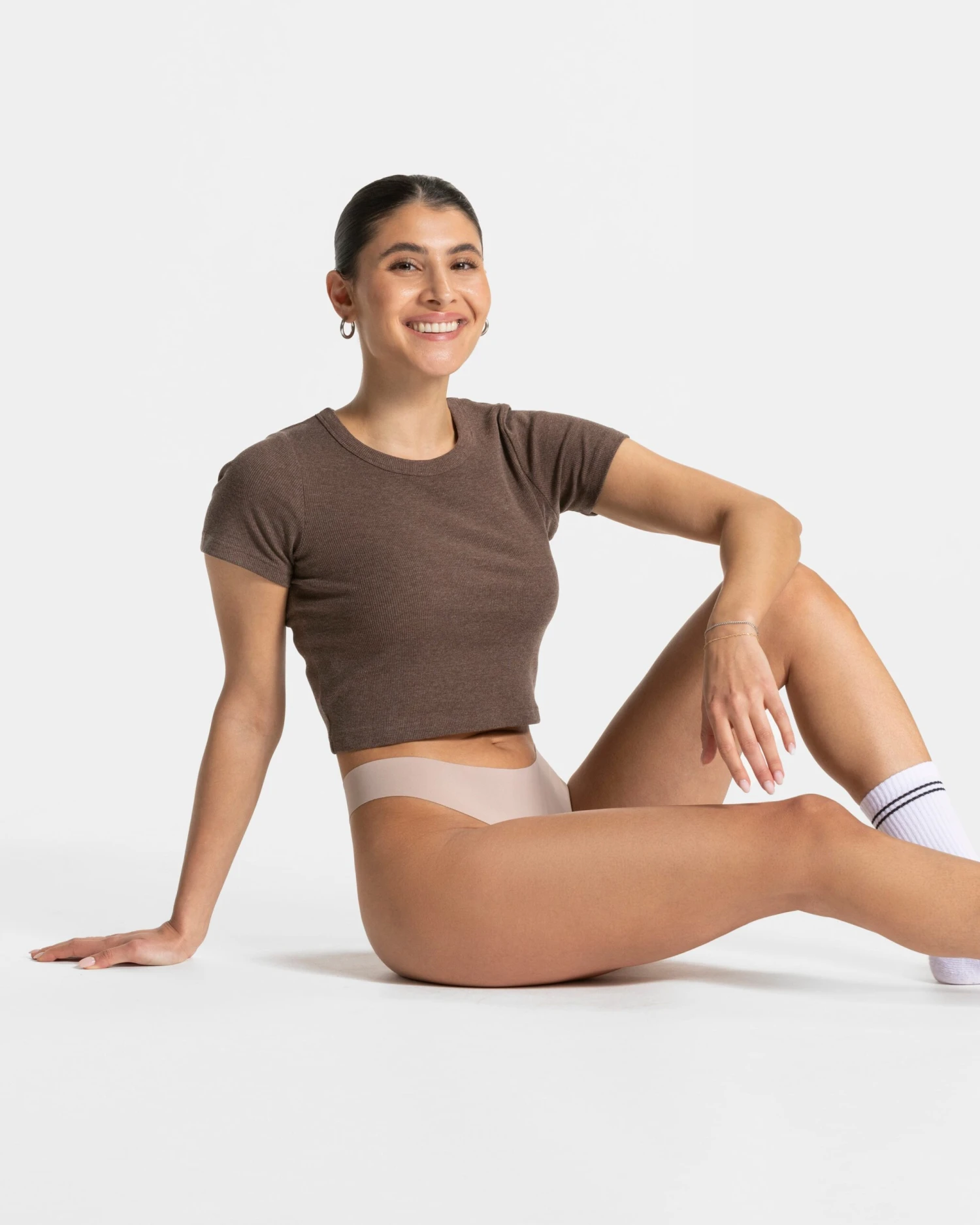 TEVEO Seamless Padded Tanga 5er Pack - Oat - Unsichtbarer Halt & Cameltoe-Schutz 6 TEVEO Seamless Padded Tanga 5er Pack - Oat - Unsichtbarer Halt & Cameltoe-Schutz – Bild 4