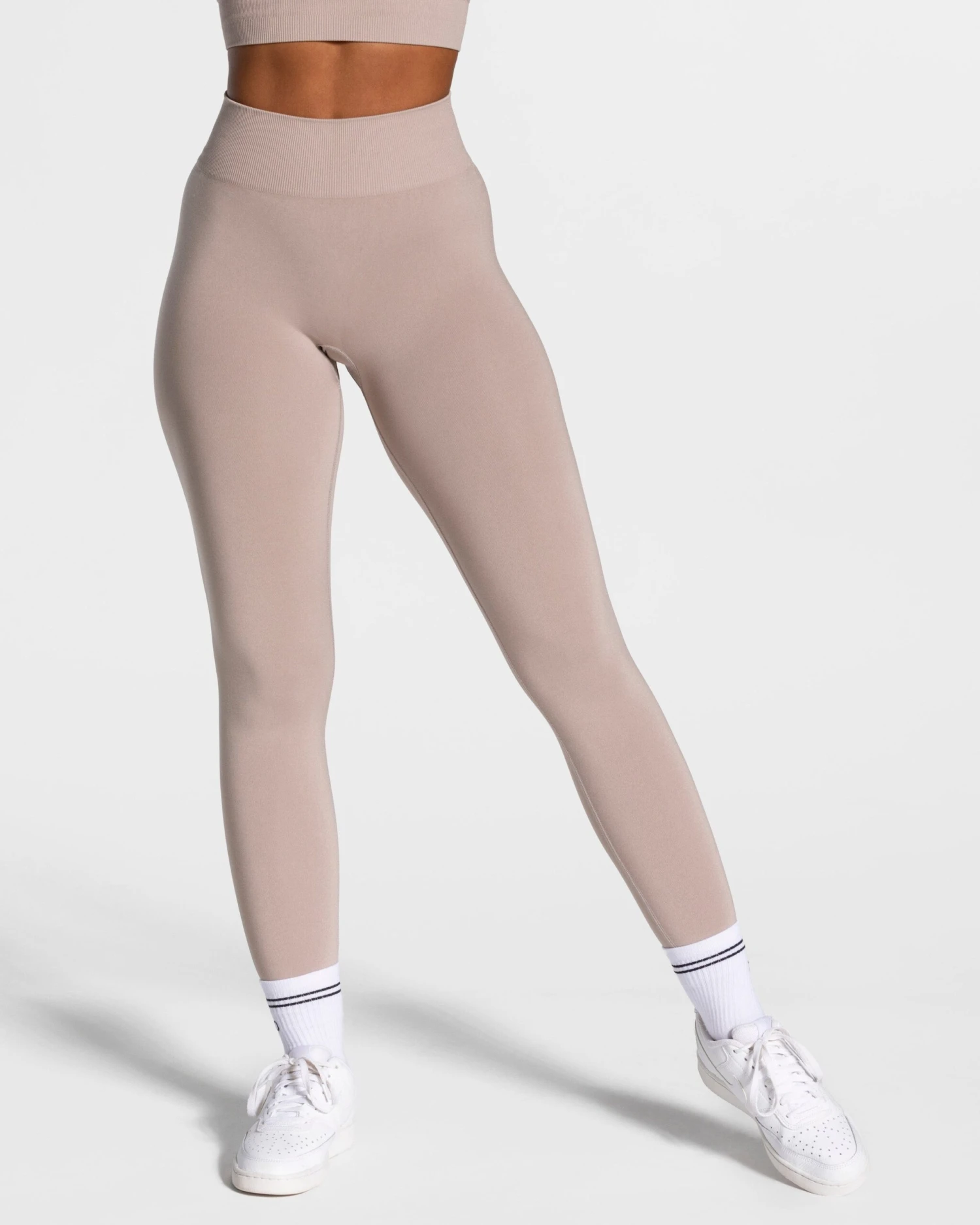 Timeless Scrunch Leggings "Dust" 3 Timeless Scrunch Leggings "Dust"