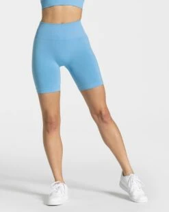 Classy Short "Babyblau"