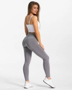 Essential V-Top "Weiß" -Teveo Geschaft essential v top weiss 460472