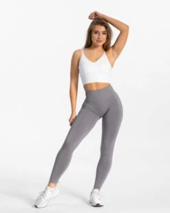 Essential V-Top "Weiß" -Teveo Geschaft essential v top weiss 816595