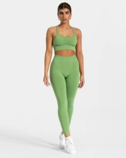 Timeless Scrunch Leggings "Olive" -Teveo Geschaft timeless scrunch leggings olive 660465