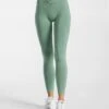 Timeless Scrunch Leggings Salbei – Figurformende Damen Sport-Tights