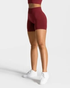 Scrunch Fitness Shorts Damen Weinrot - Booty Push Up Gym Short