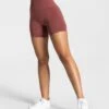 High Waist Sport Shorts mit Booty-Push-Effekt in Beere 2 High Waist Sport Shorts mit Booty-Push-Effekt in Beere -Teveo Geschaft true seamless short beere 463461