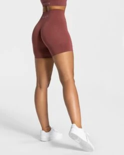 High Waist Sport Shorts mit Booty-Push-Effekt in Beere -Teveo Geschaft true seamless short beere 578178